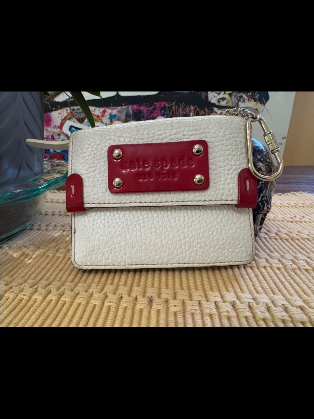 kate spade white and red pebble leather wallet with keychain